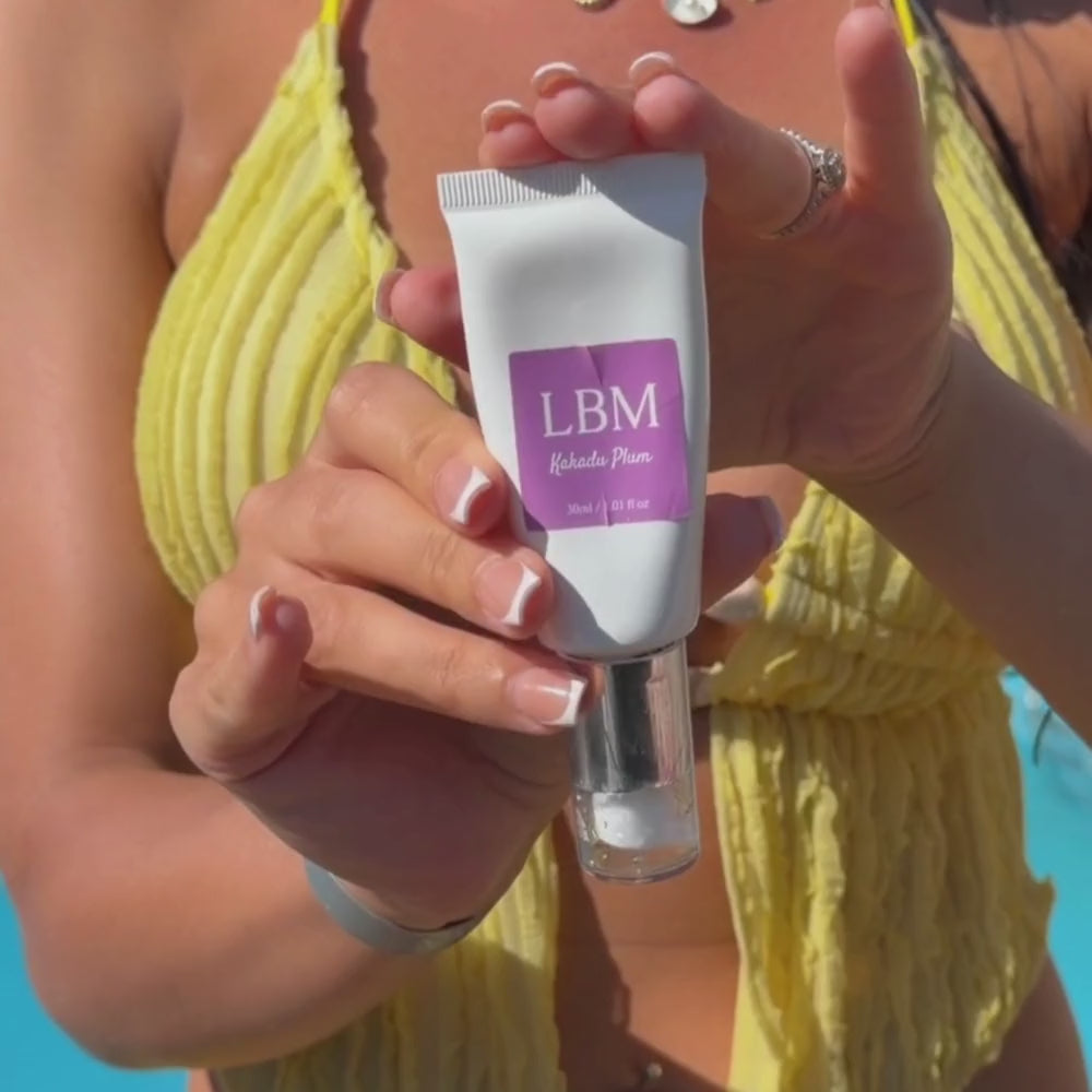 Load video: Australian Chemical Free Skincare - Natural Kakadu Plum Serum Real Results Video