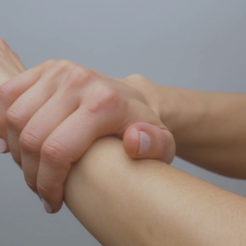 Load video: Dry Hand Serum Australia - Lily Bee and Me