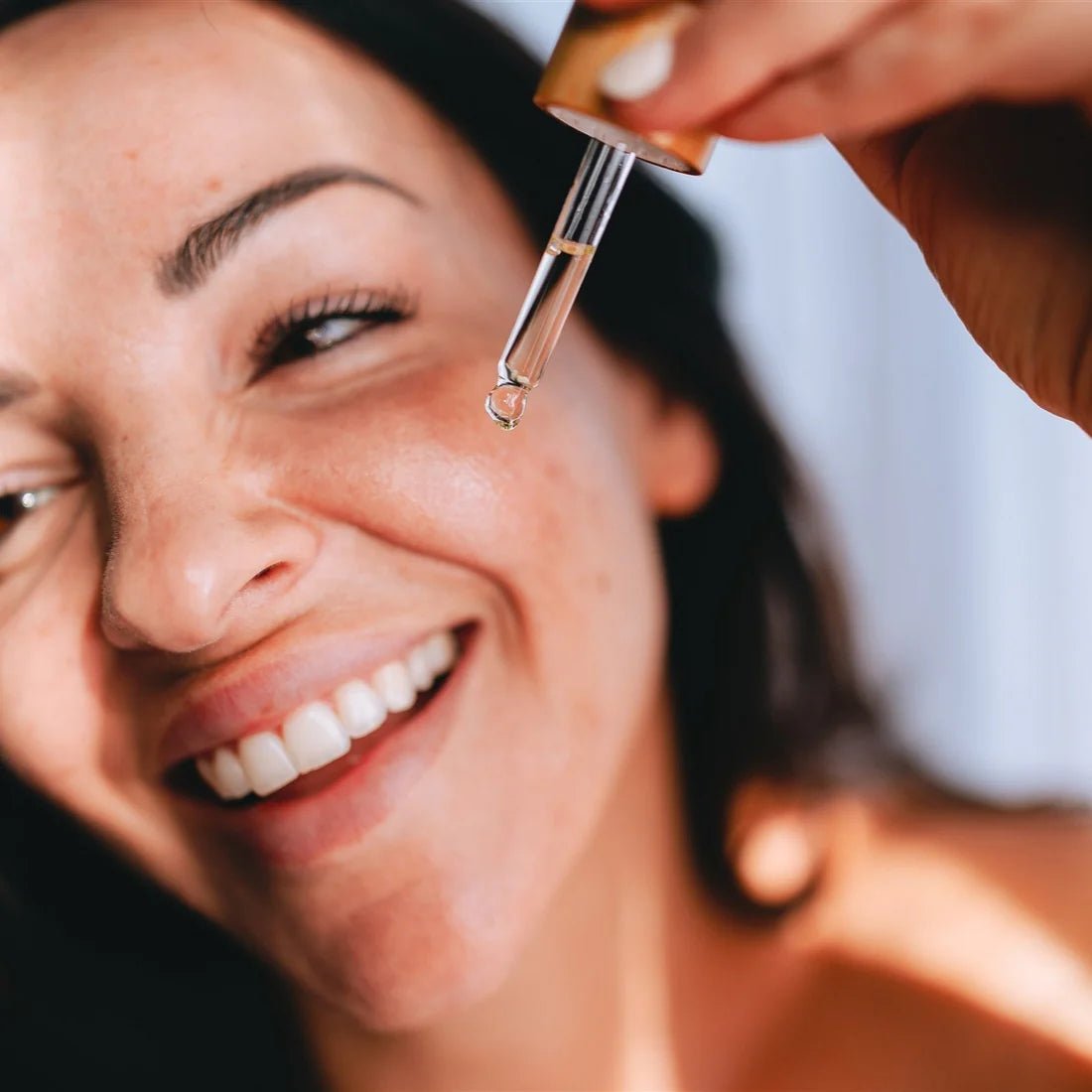 Bakuchiol retinol alternative serum - Safe for sensitive skin - light-vegan friendly skincare australia